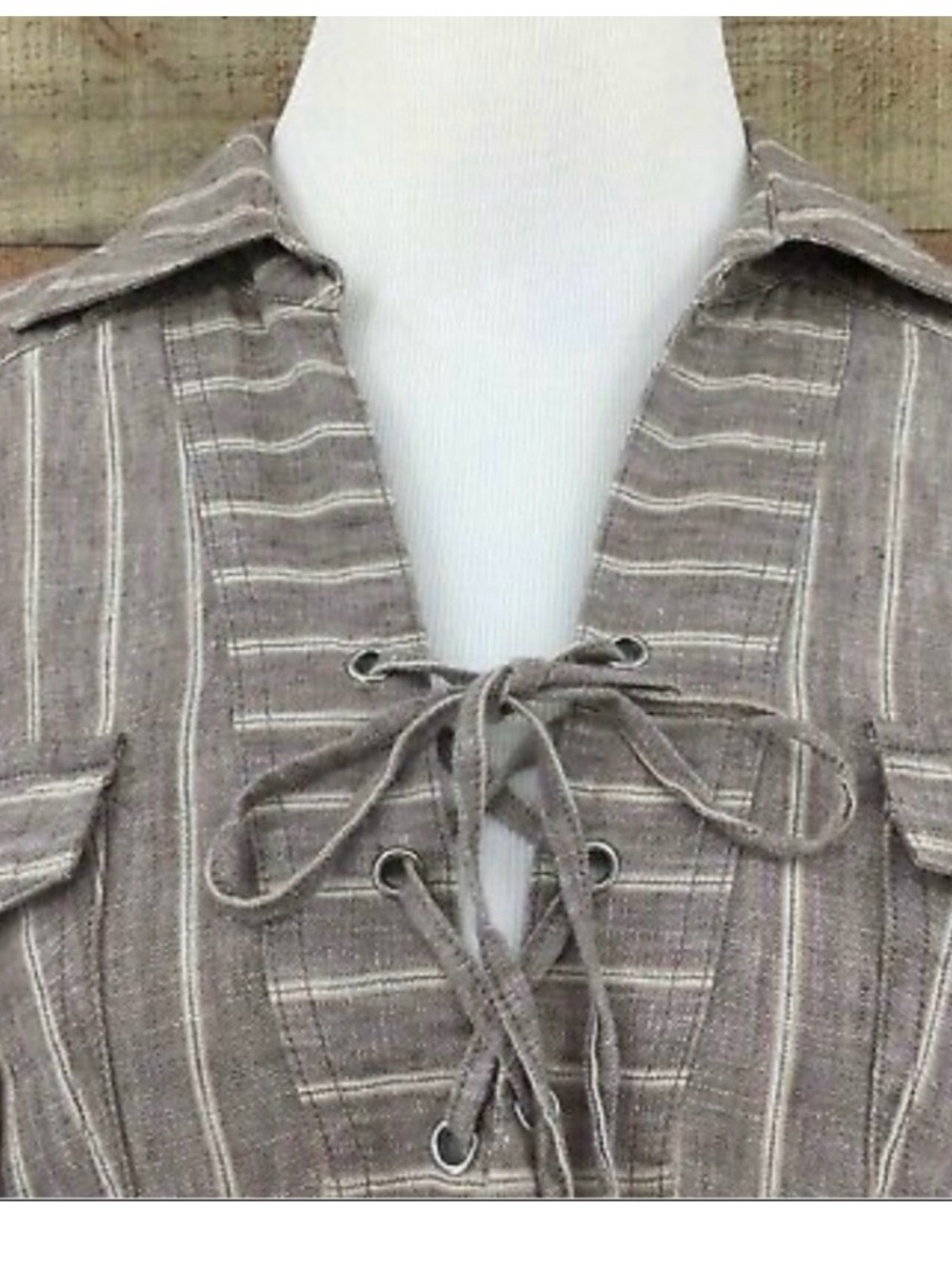 Tommy Bahama linen, striped dress. - Picture 3 of 5